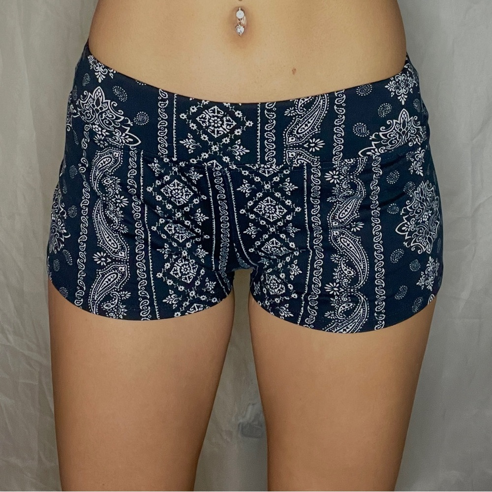 Eye Candy navy blue paisley shorts